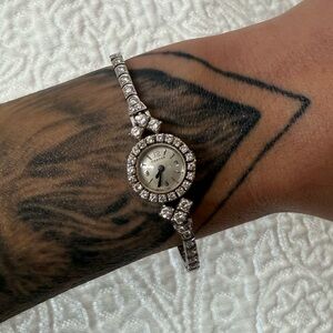 Cartier Vintage Diamond Platinum Ladies Watch 1.5ctw